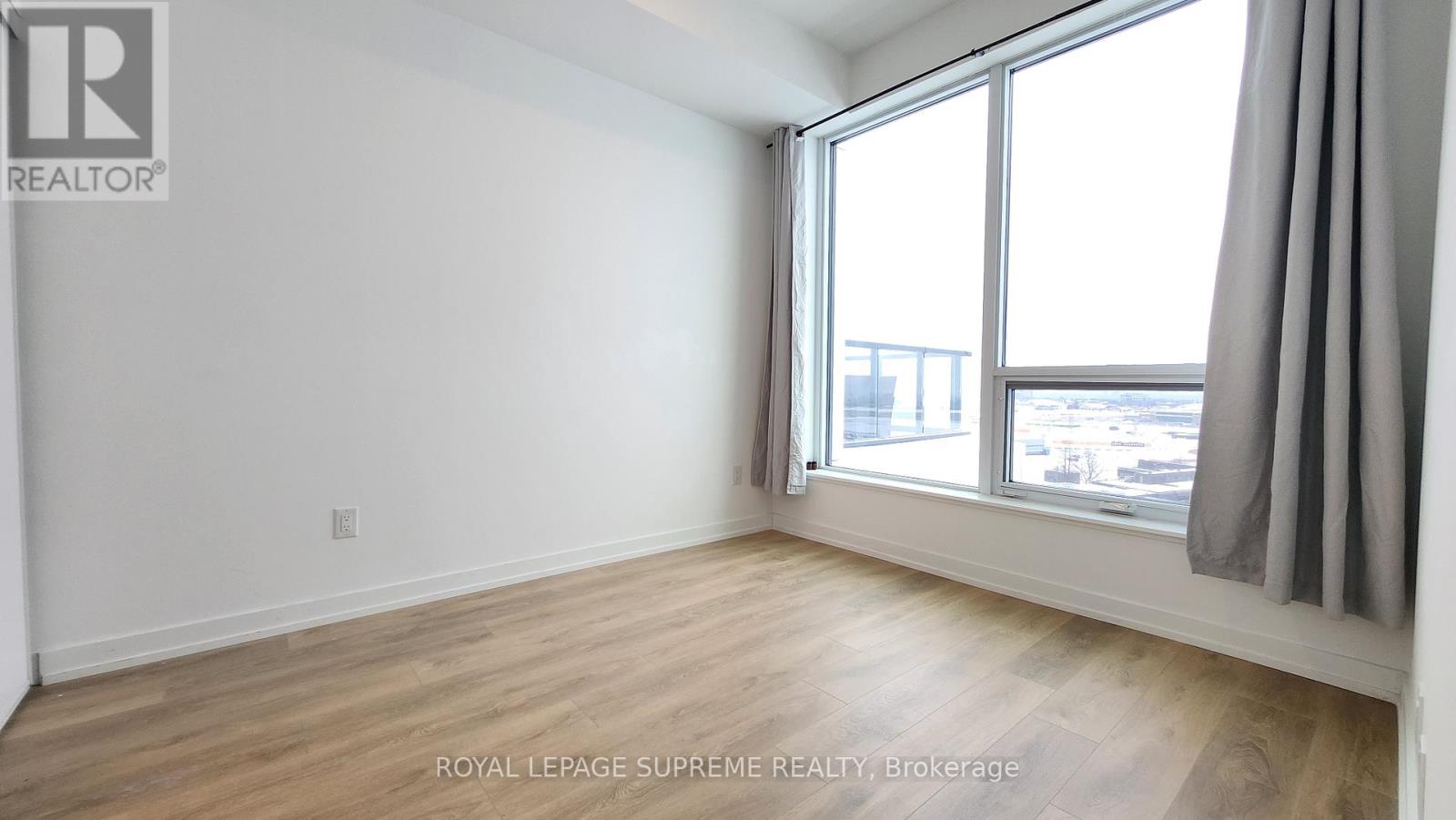 Lph15 - 1100 Sheppard Avenue W, Toronto (York University Heights), Ontario  M3K 0E4 - Photo 8 - W12669966