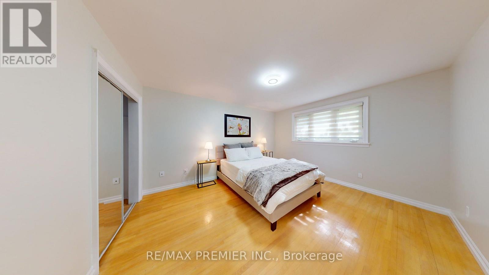 114 Tandridge Crescent, Toronto, Ontario  M9W 5N9 - Photo 5 - W12669968