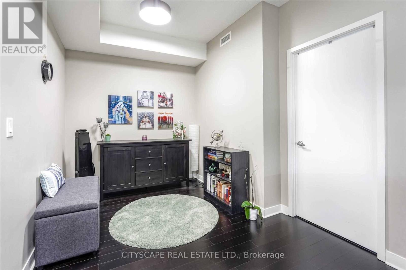 3203 - 360 Square One Drive, Mississauga, Ontario  L5B 0G7 - Photo 7 - W12670008