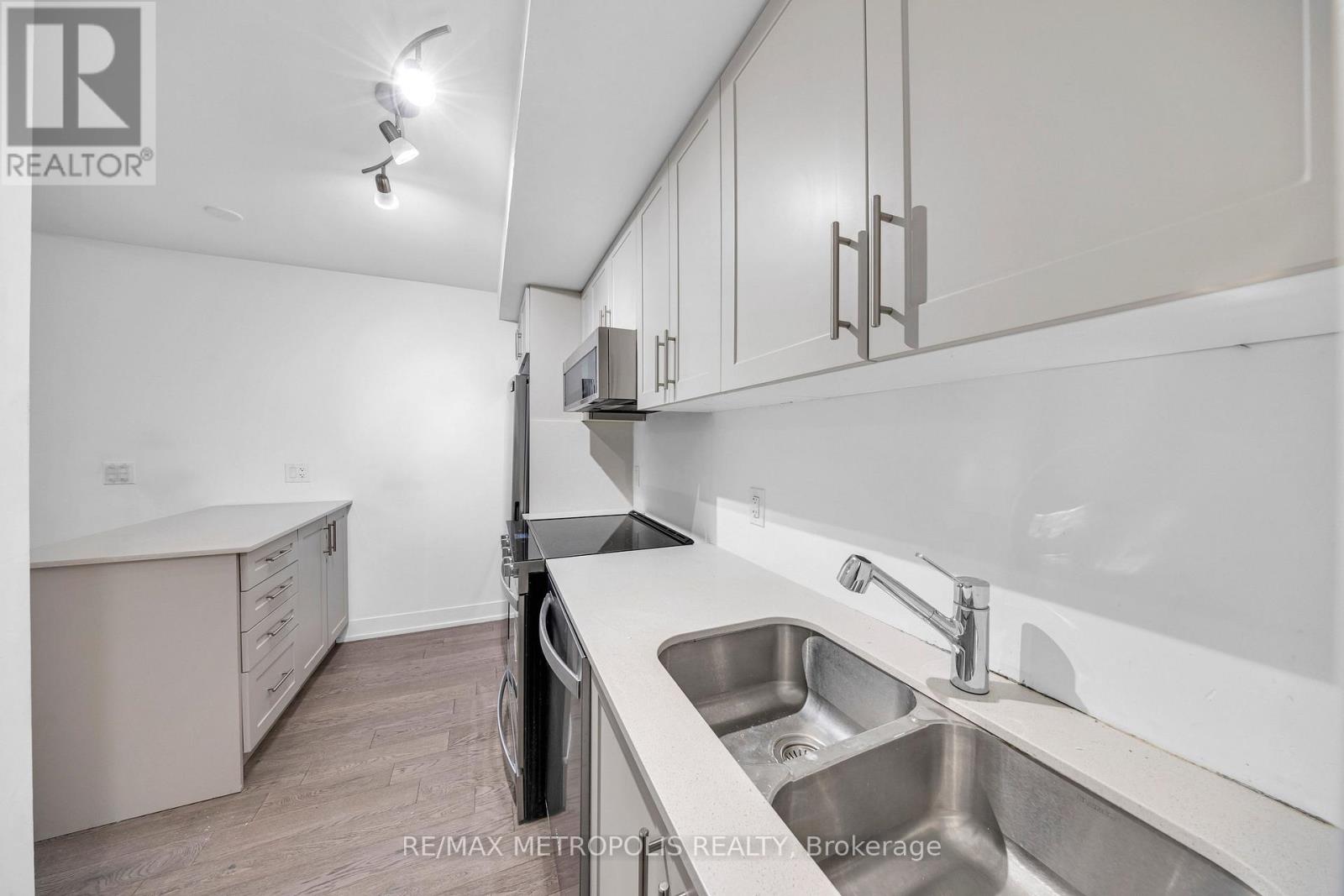 106 - 1115 Douglas Mccurdy Common, Mississauga, Ontario  L5G 0C6 - Photo 10 - W12670016