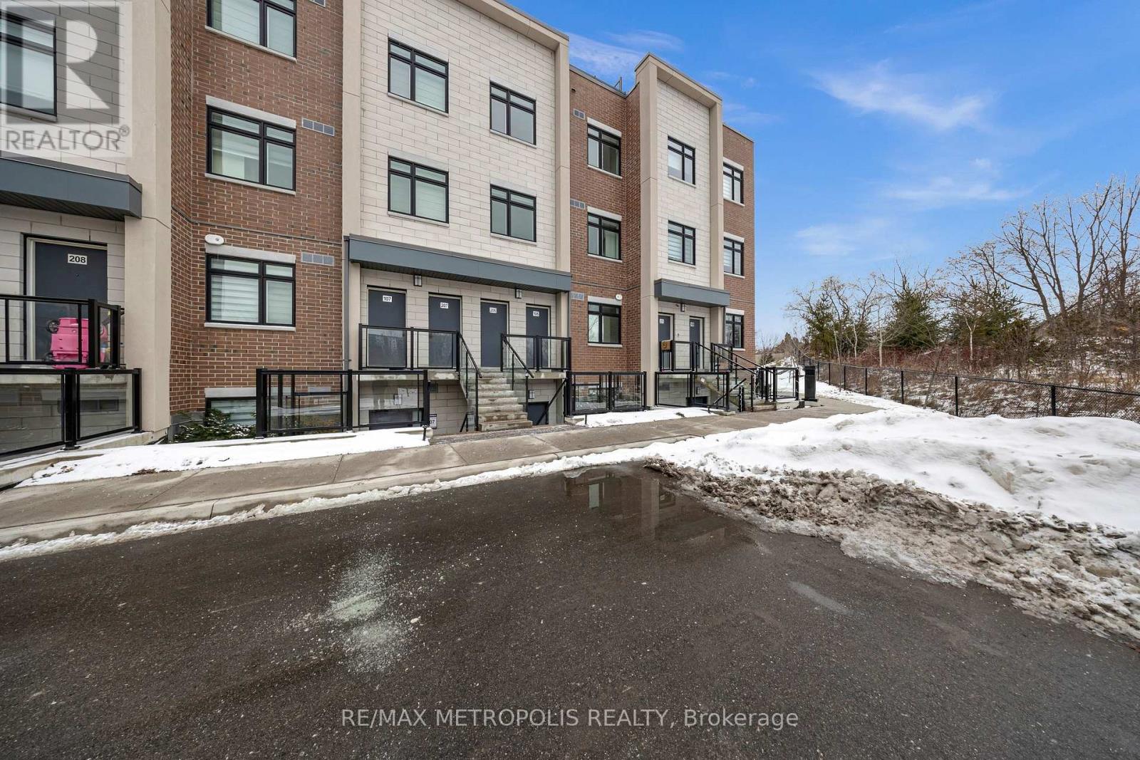 106 - 1115 Douglas Mccurdy Common, Mississauga, Ontario  L5G 0C6 - Photo 29 - W12670016