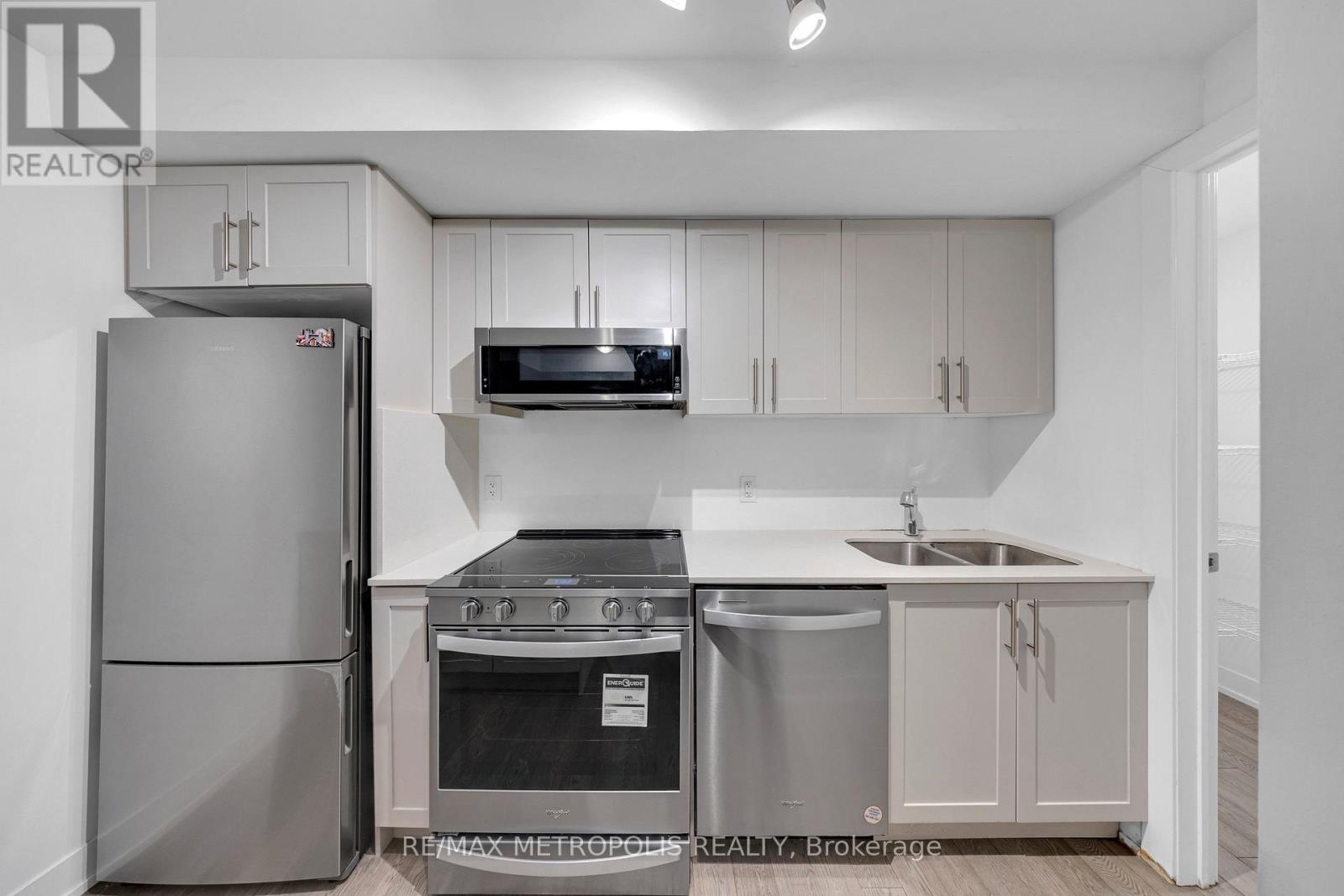 106 - 1115 Douglas Mccurdy Common, Mississauga, Ontario  L5G 0C6 - Photo 6 - W12670016