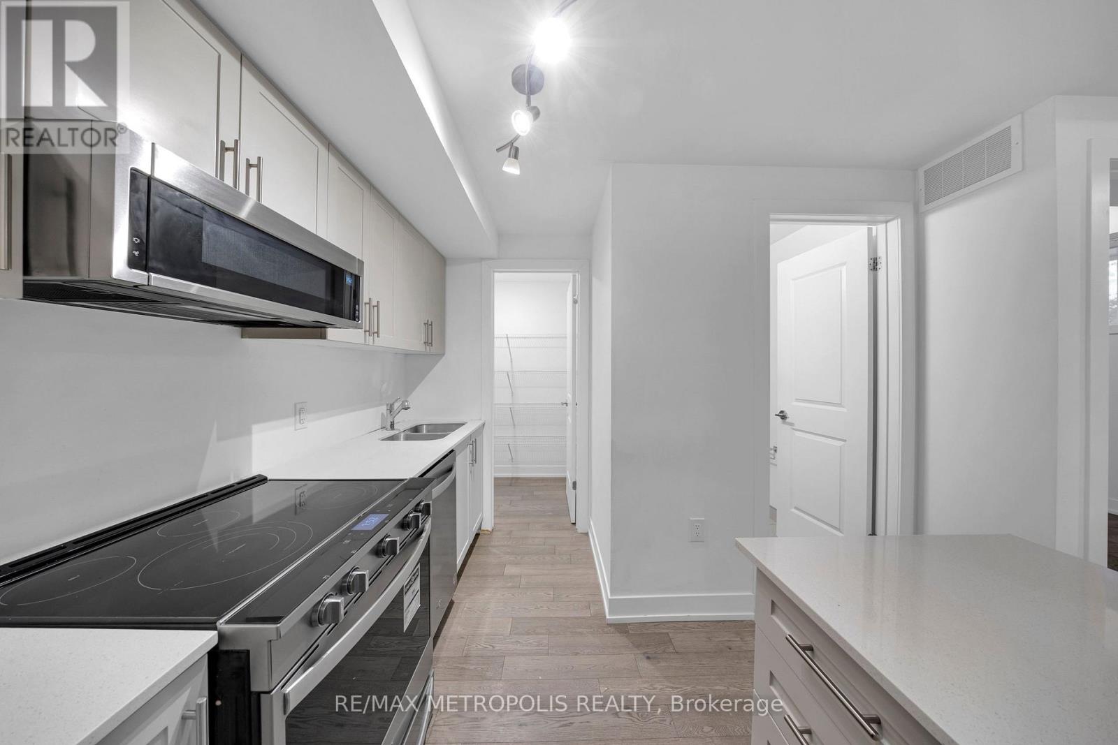 106 - 1115 Douglas Mccurdy Common, Mississauga, Ontario  L5G 0C6 - Photo 7 - W12670016