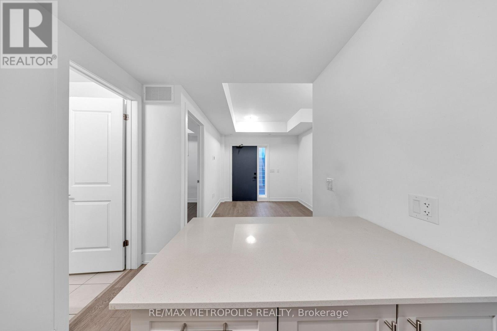 106 - 1115 Douglas Mccurdy Common, Mississauga, Ontario  L5G 0C6 - Photo 8 - W12670016