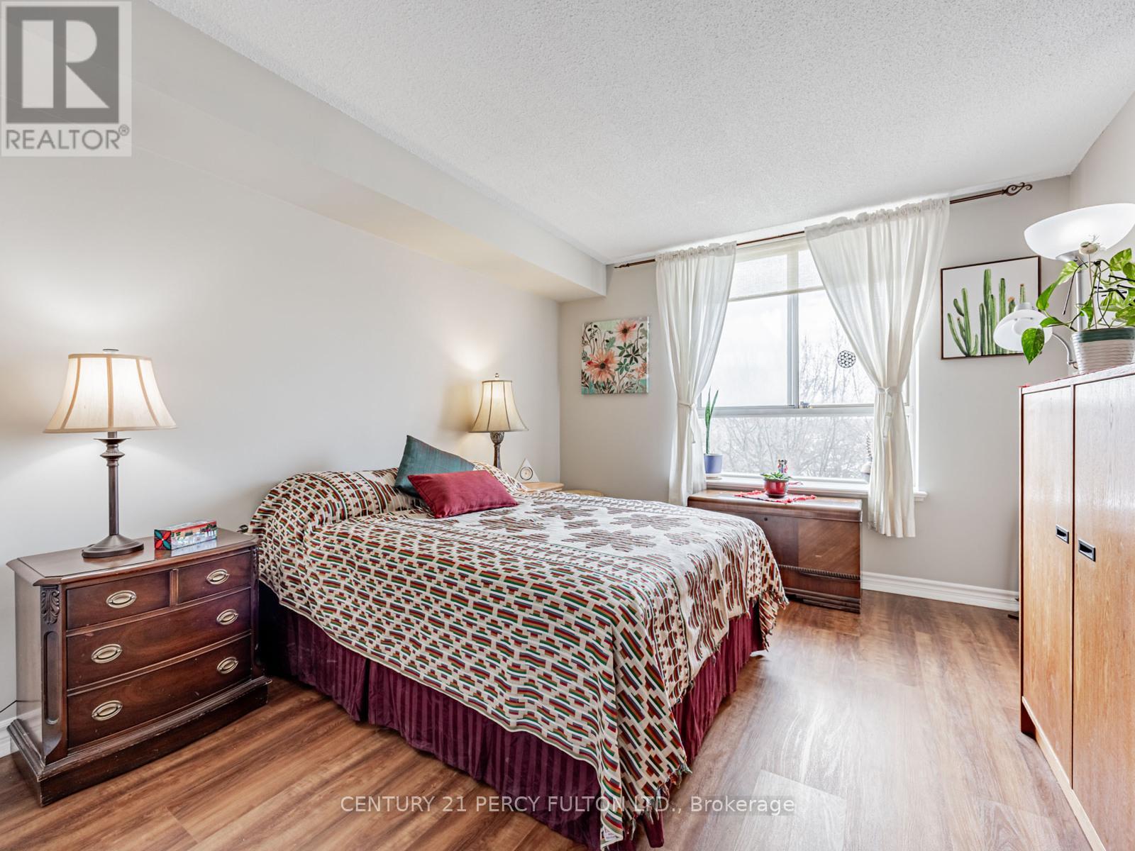 909 - 1485 Lakeshore Road E, Mississauga, Ontario  L5E 3G2 - Photo 19 - W12670034