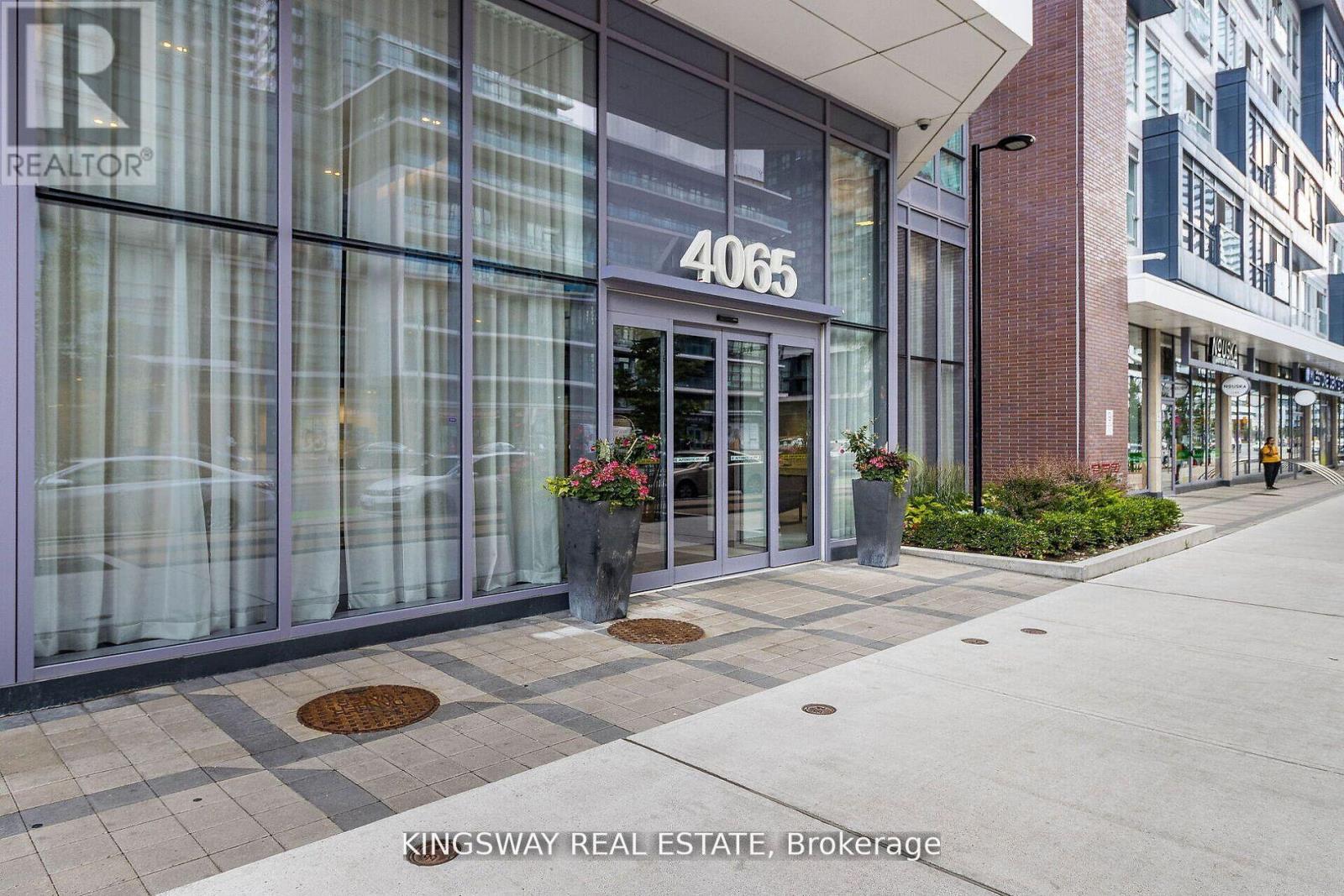 3311 - 4065 Confederation Parkway, Mississauga, Ontario  L5B 0L4 - Photo 2 - W12670036