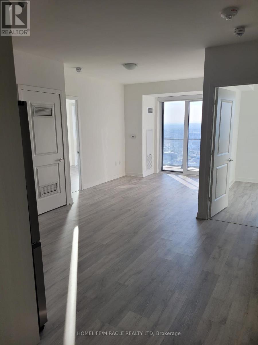 4655 Metcalfe Avenue, Mississauga, Ontario  L5M 0Z7 - Photo 2 - W12670044