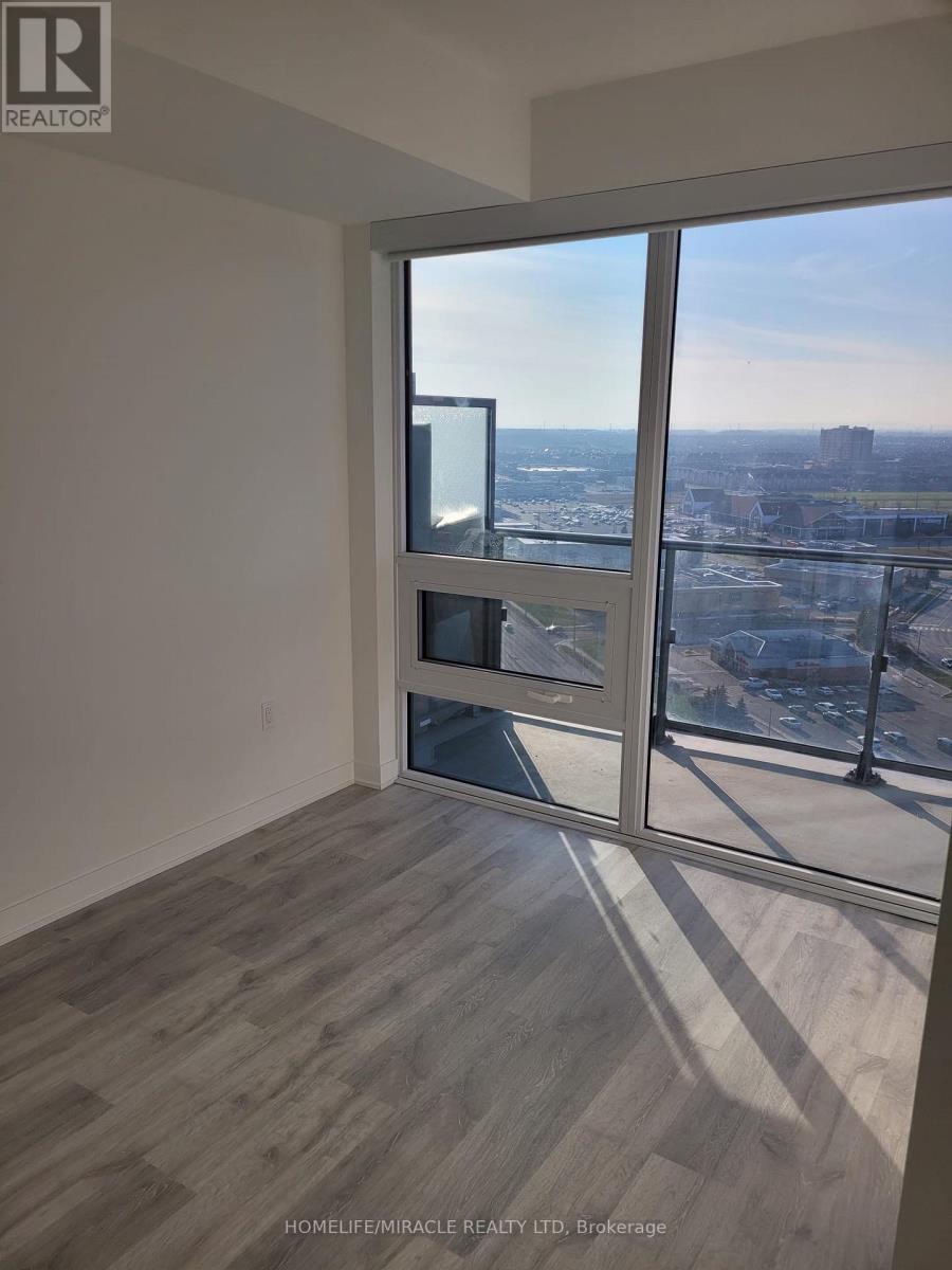 4655 Metcalfe Avenue, Mississauga, Ontario  L5M 0Z7 - Photo 3 - W12670044