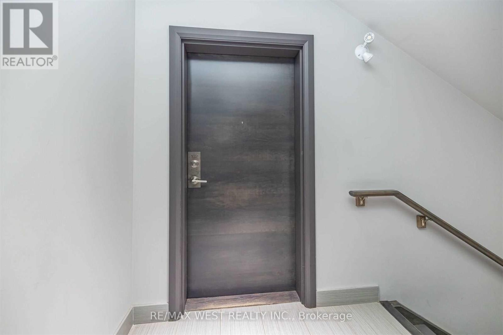 102 - 2393 Bronte Road, Oakville, Ontario  L6M 4J2 - Photo 7 - W12670074