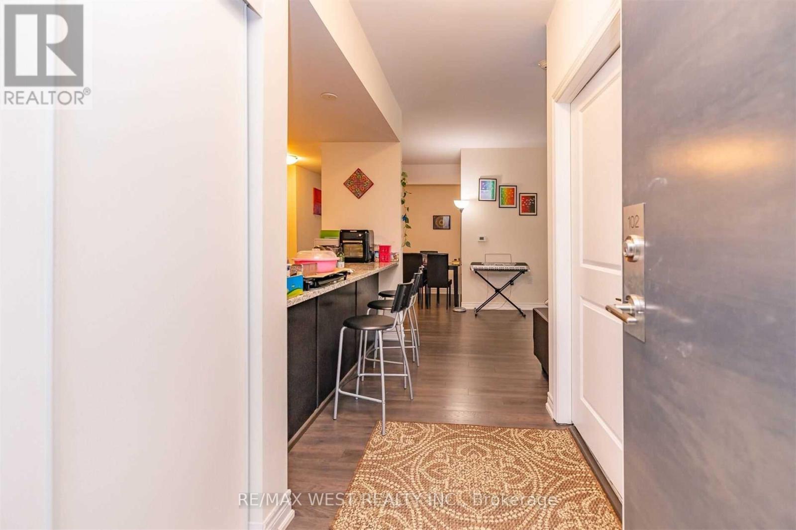 102 - 2393 Bronte Road, Oakville, Ontario  L6M 4J2 - Photo 8 - W12670074