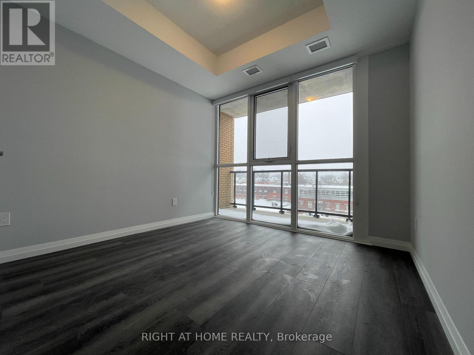 312 - 108 Garment Street, Kitchener, Ontario  N2G 2B3 - Photo 7 - X12666508