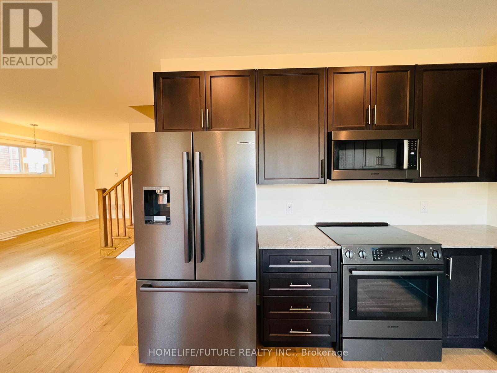 9 Fairhurst Street, Port Hope, Ontario  L1A 0E4 - Photo 8 - X12669974