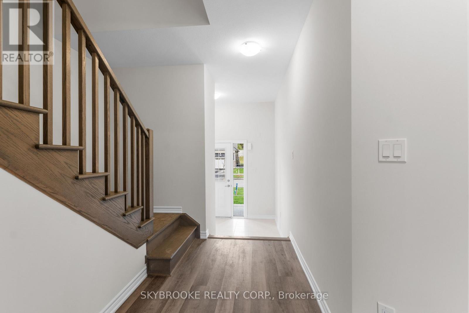 350 Mceachern Lane, Gravenhurst, Ontario  P1P 0H8 - Photo 12 - X12670020