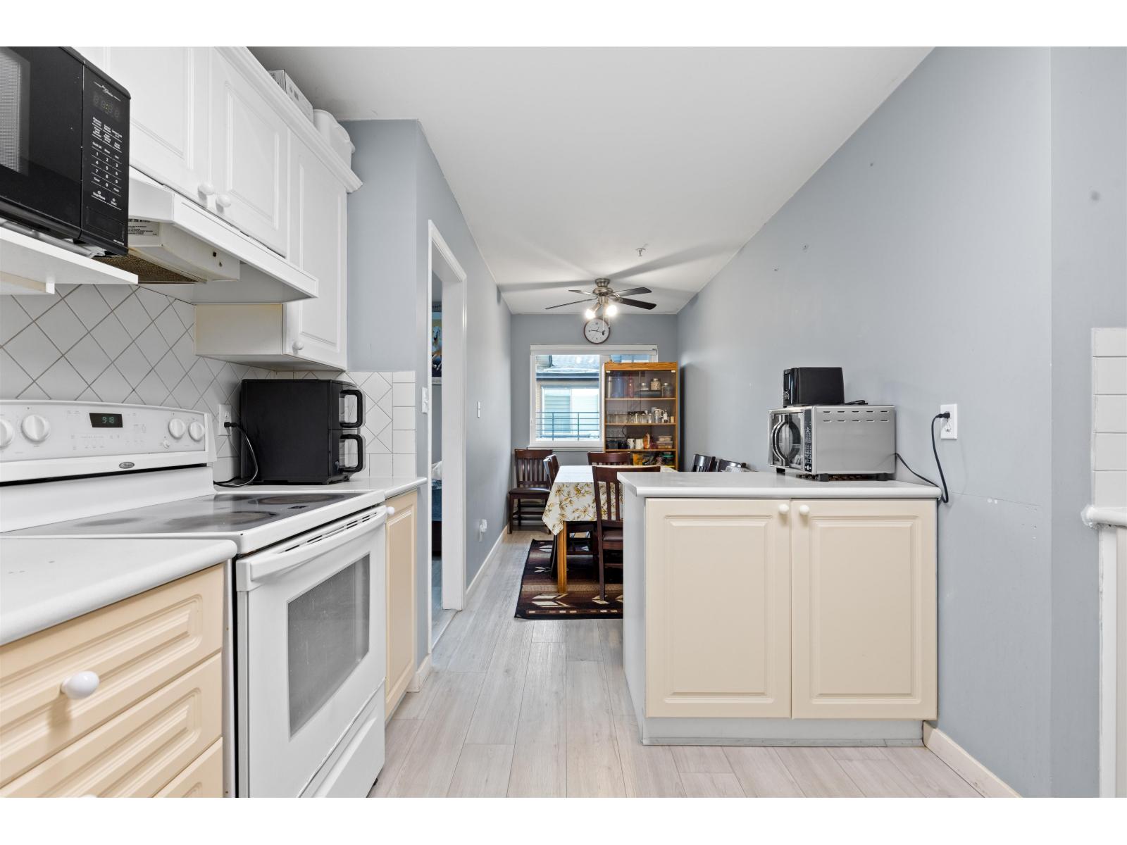 #411 8142 120a Street, Surrey, British Columbia V3W 0N1 - Photo 10 - R3076478