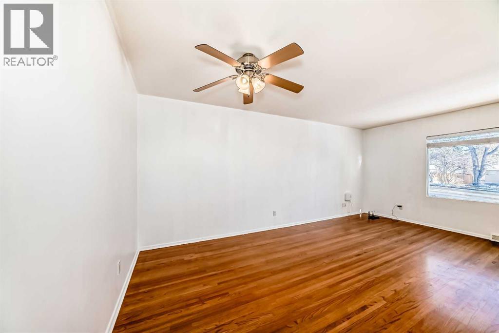 3715 14 Street Nw, Calgary, Alberta  T3B 5K1 - Photo 12 - A2277465