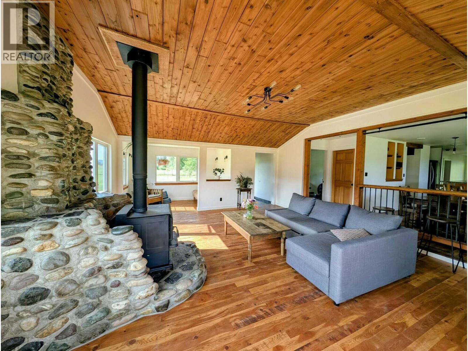 9811 Marguerite Ferry West No 2 Road, Quesnel, British Columbia  V2J 6R6 - Photo 10 - R3022673