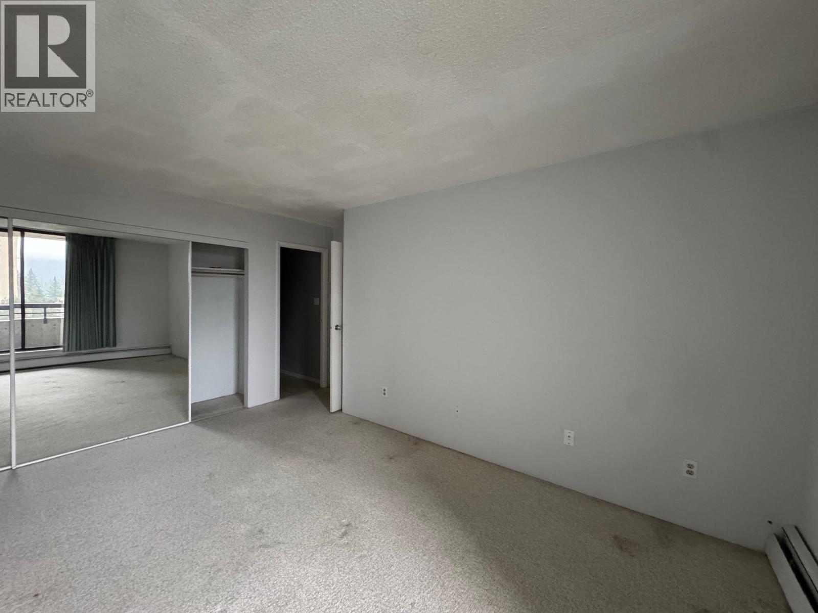 1401 3755 Bartlett Court, Burnaby, British Columbia  V3J 7G7 - Photo 11 - R3070573