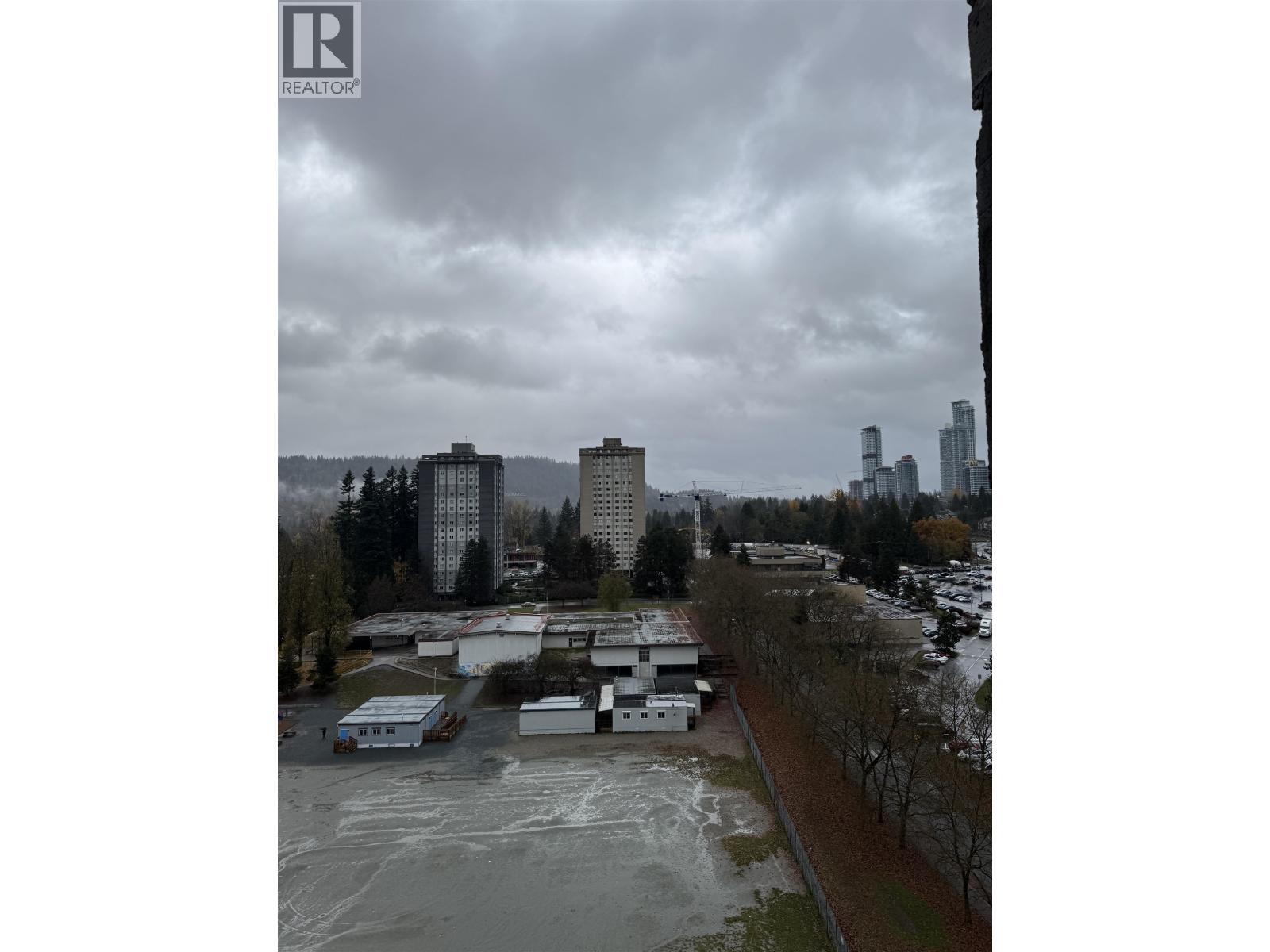 1401 3755 Bartlett Court, Burnaby, British Columbia  V3J 7G7 - Photo 17 - R3070573