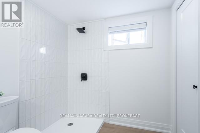 Lower - 508 Geneva Street, St. Catharines, Ontario  L2R 2H6 - Photo 14 - X12670120