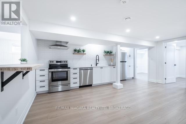 Lower - 508 Geneva Street, St. Catharines, Ontario  L2R 2H6 - Photo 5 - X12670120