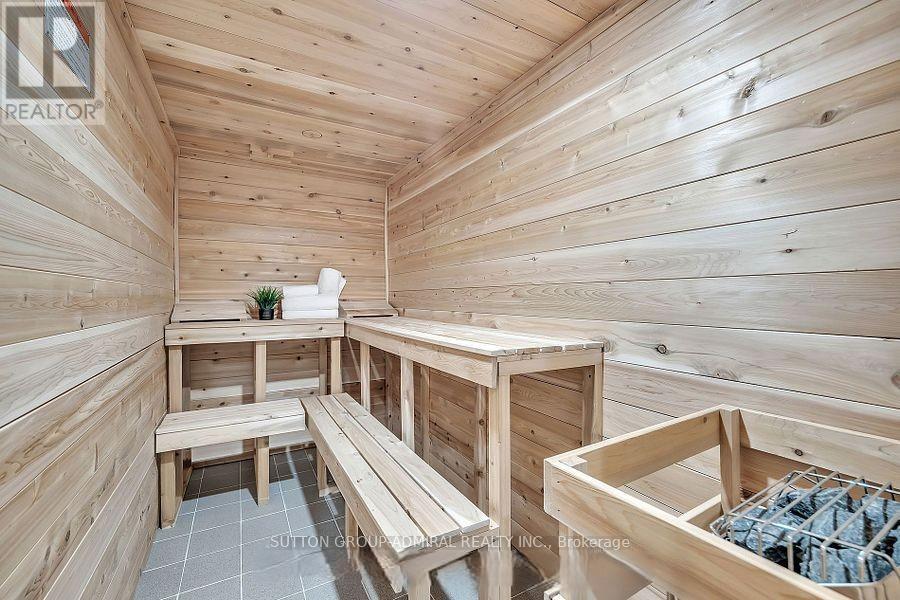 1377 Rometown Drive, Mississauga, Ontario  L5E 2T5 - Photo 49 - W12669542