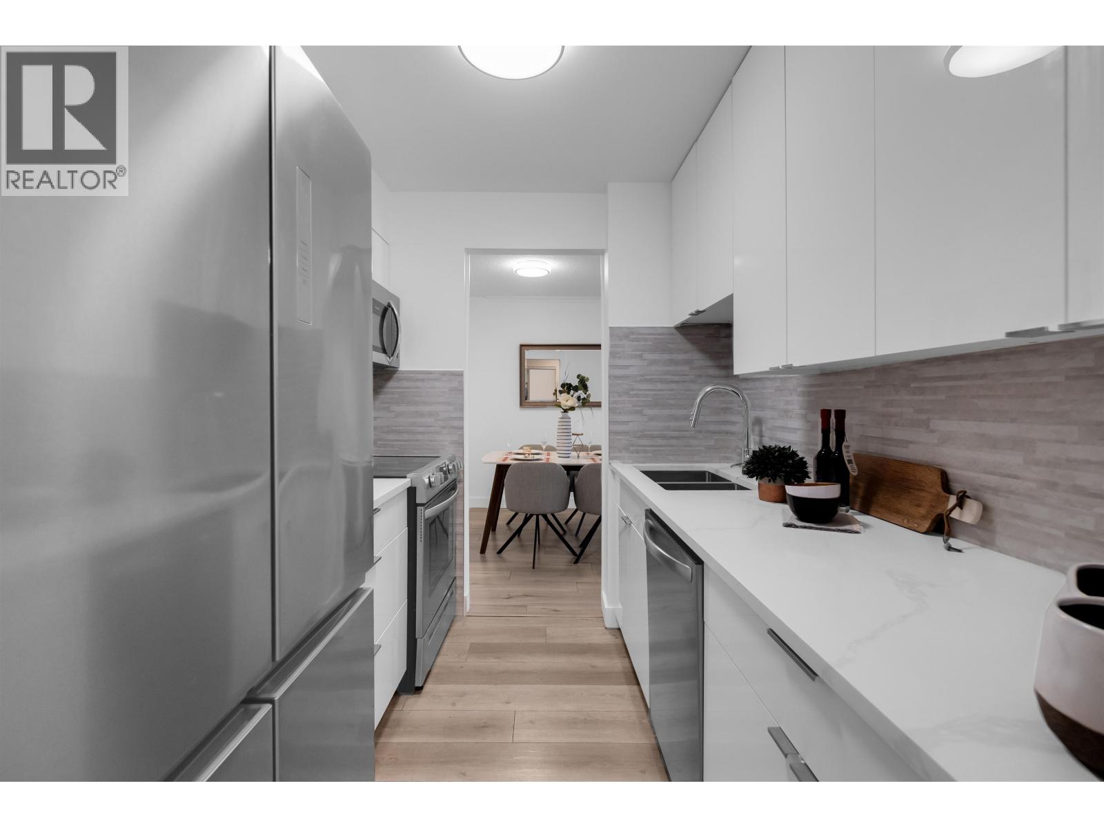 807 2004 Fullerton Avenue, North Vancouver, British Columbia V7P 3G8 - Photo 13 - R3076708