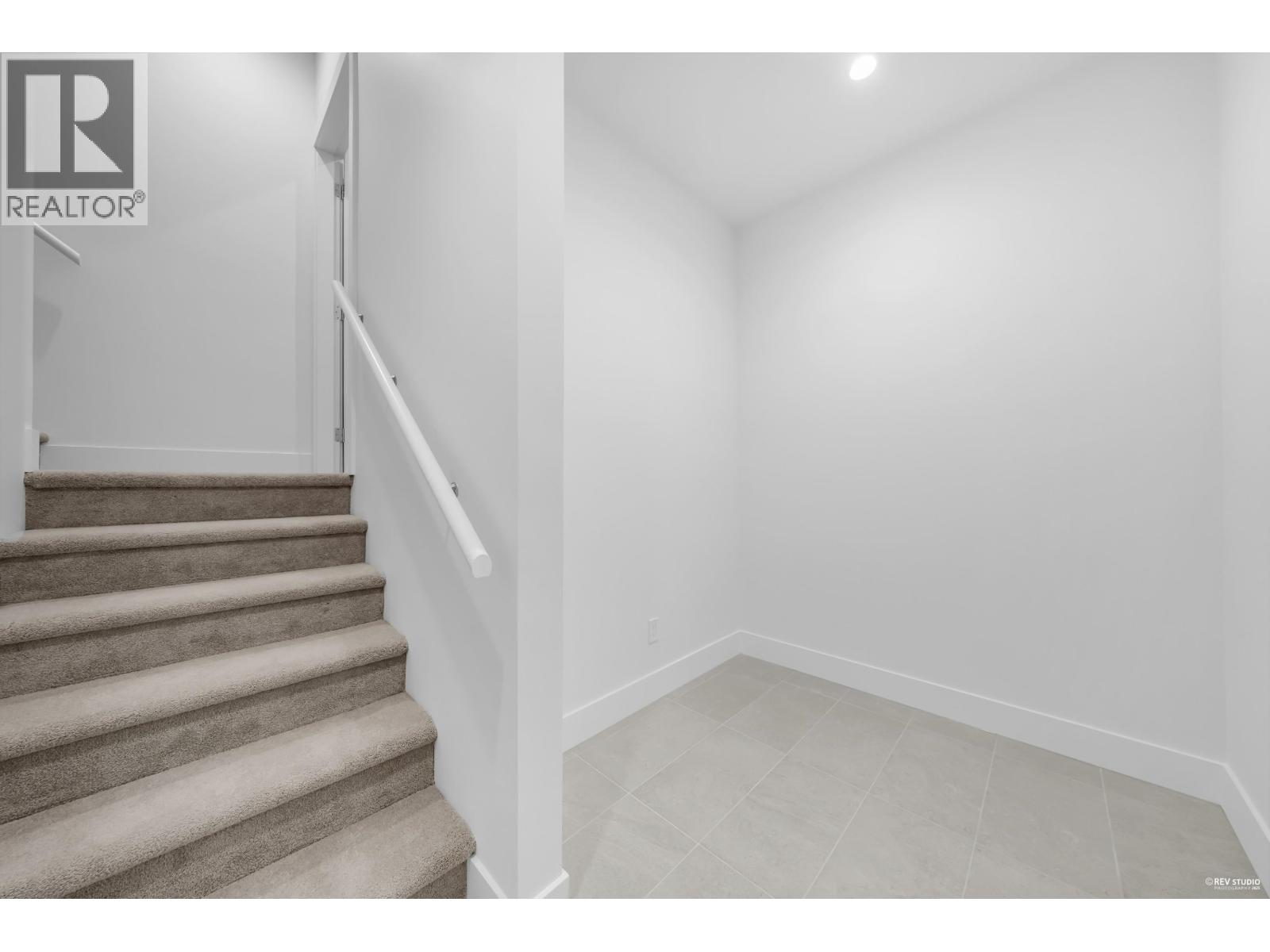 105 2320 Emery Court, North Vancouver, British Columbia V7J 0G3 - Photo 19 - R3076709