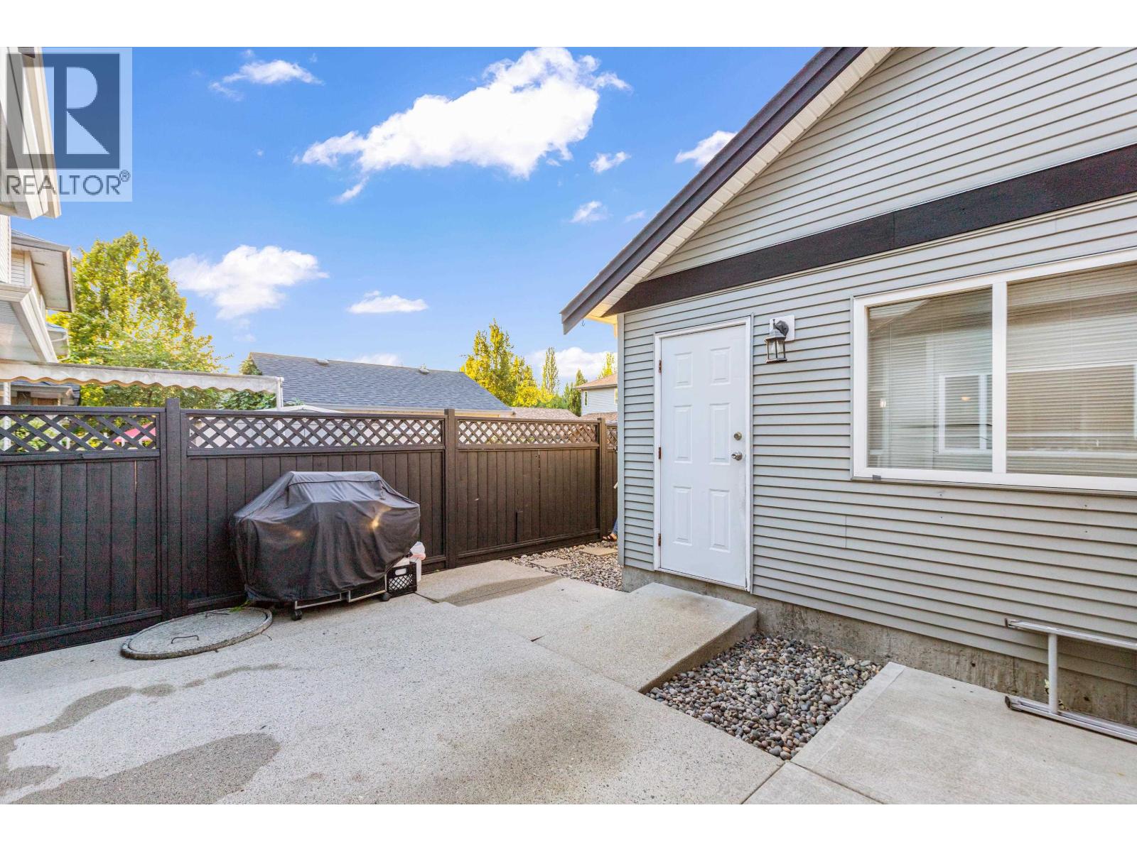 24107 102 Avenue, Maple Ridge, British Columbia V2W 2A2 - Photo 33 - R3076564