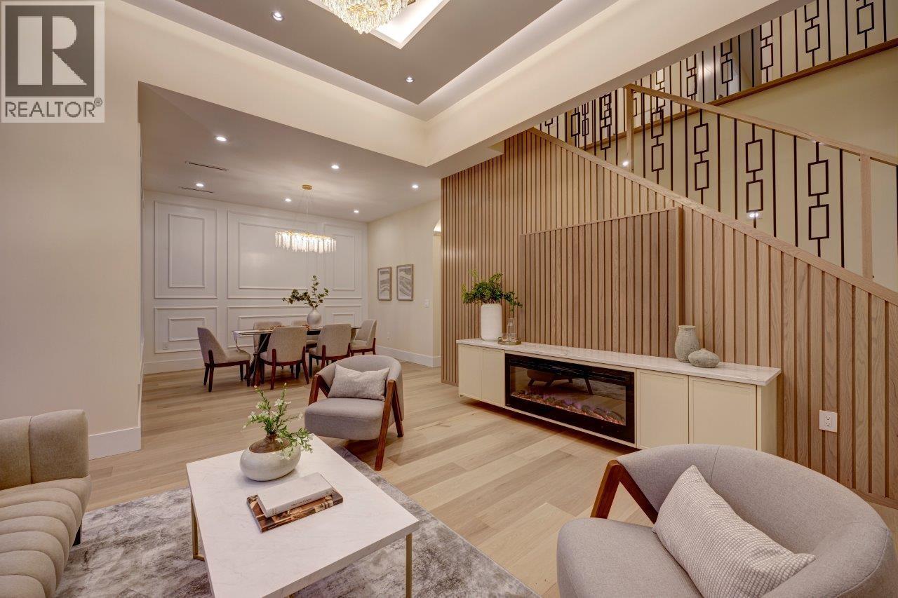 361 E 22nd Street, North Vancouver, British Columbia V7L 3C8 - Photo 12 - R3076575