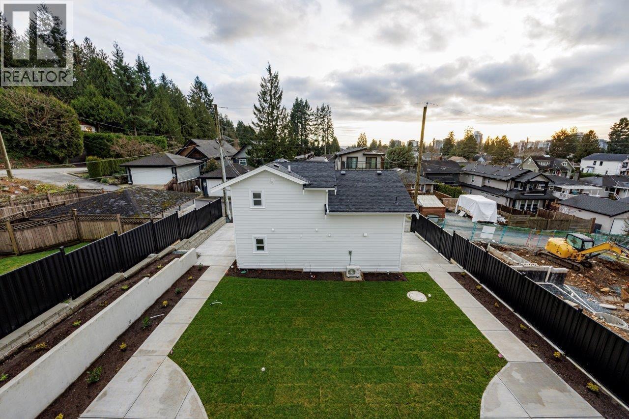 361 E 22nd Street, North Vancouver, British Columbia V7L 3C8 - Photo 6 - R3076575