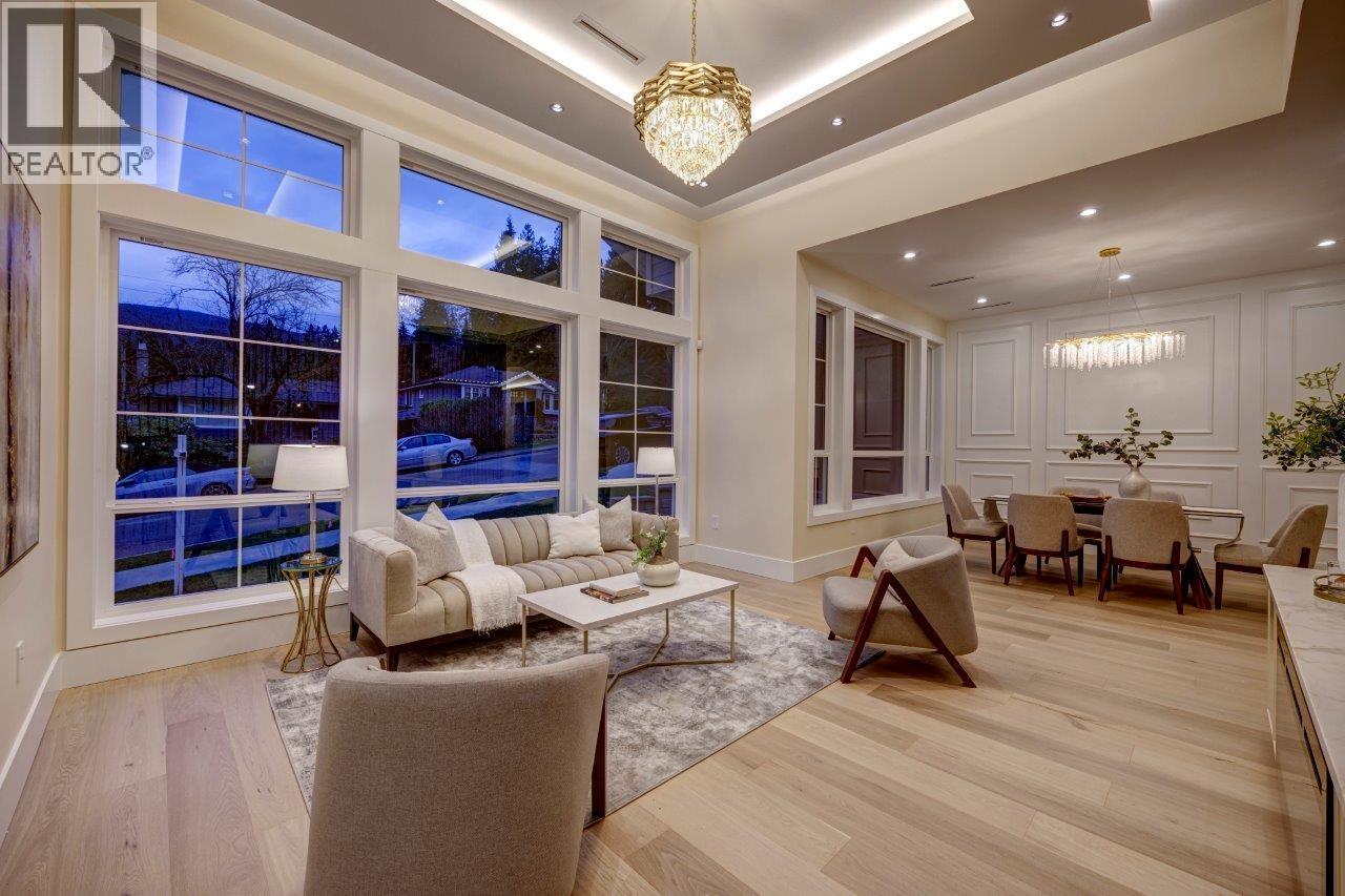 361 E 22nd Street, North Vancouver, British Columbia V7L 3C8 - Photo 13 - R3076575