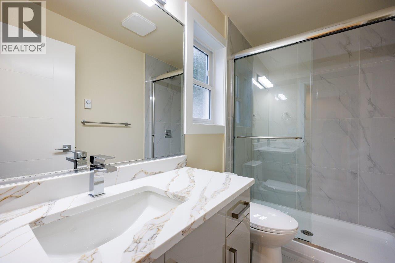 361 E 22nd Street, North Vancouver, British Columbia V7L 3C8 - Photo 35 - R3076575