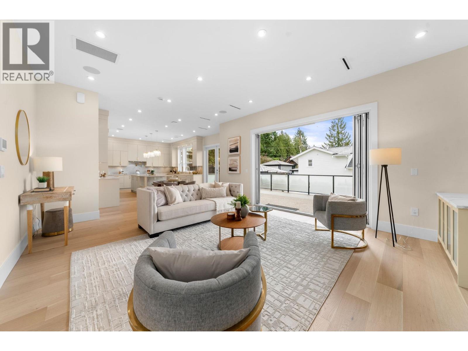 361 E 22nd Street, North Vancouver, British Columbia V7L 3C8 - Photo 16 - R3076575