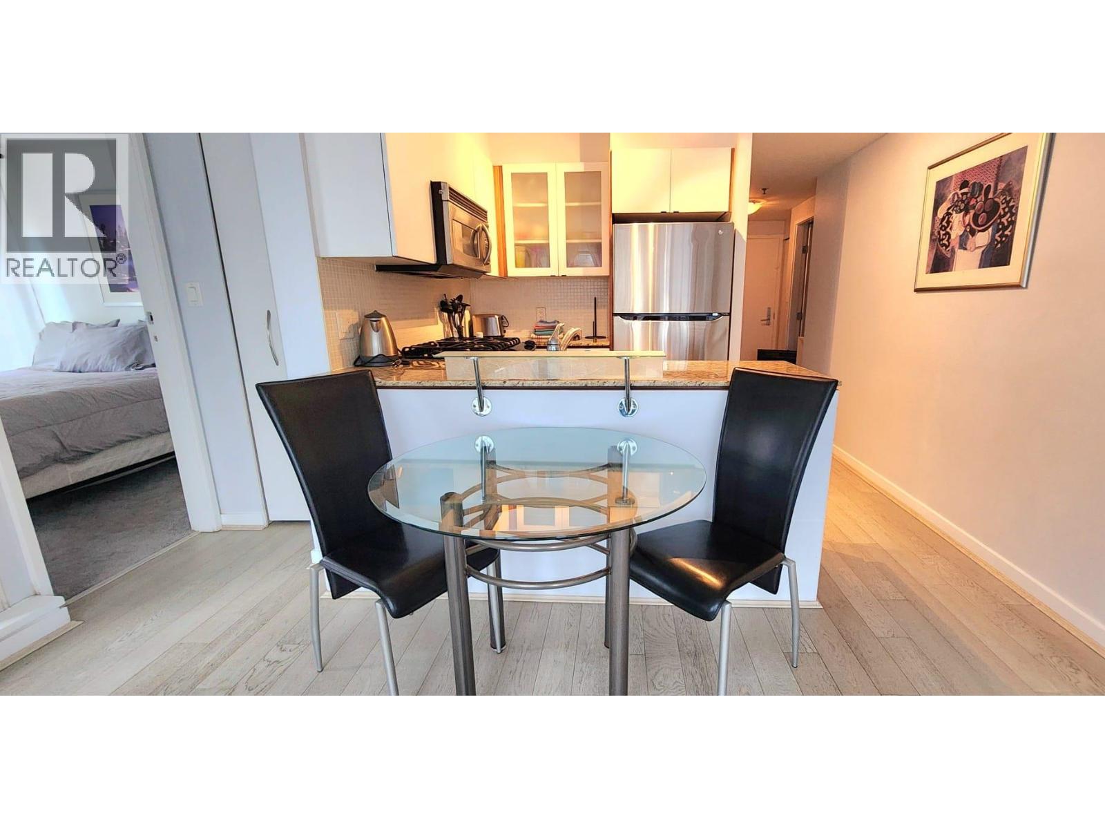 609 822 Seymour Street, Vancouver, British Columbia  V6B 1L7 - Photo 3 - R3076326