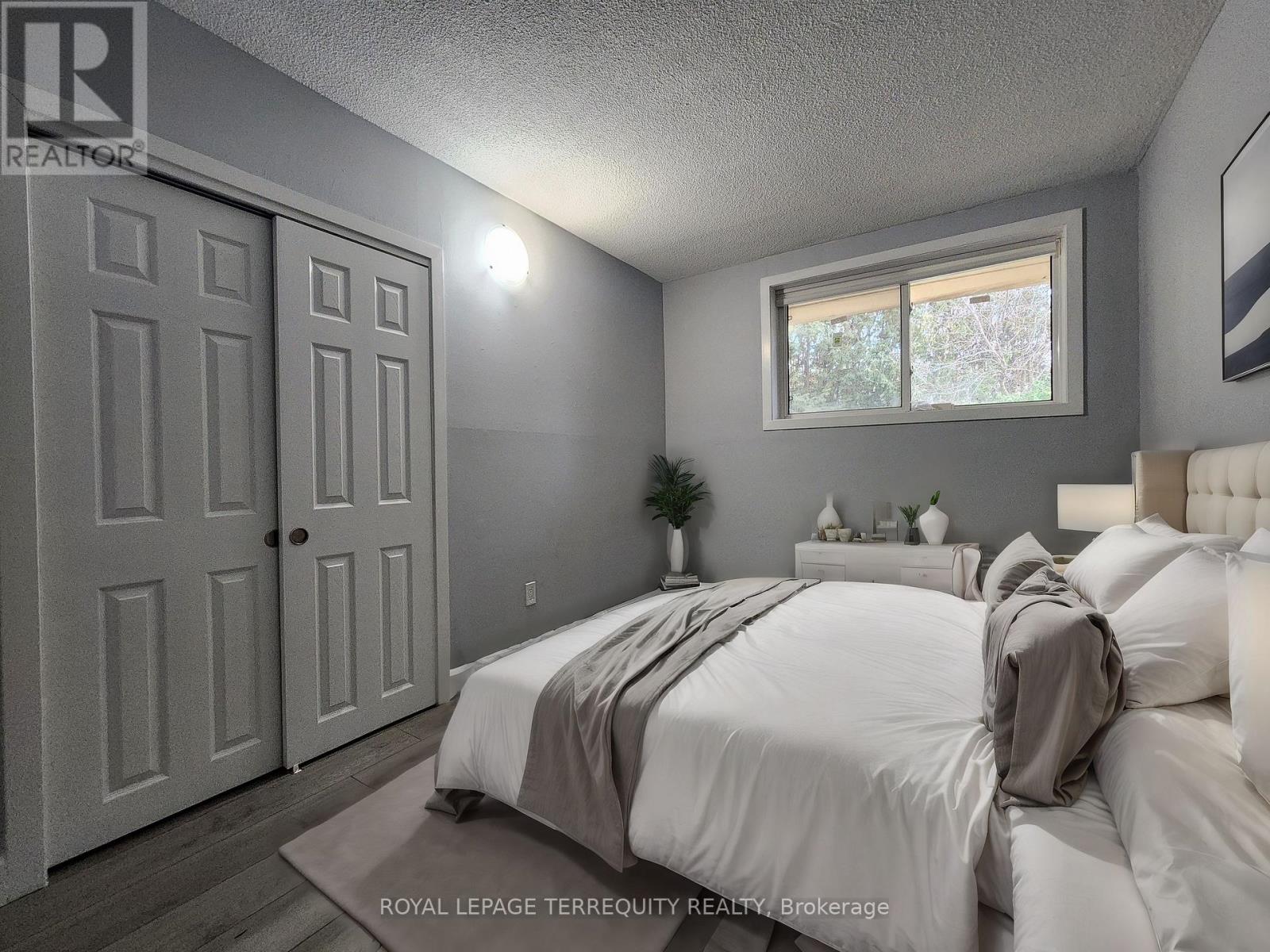 1 - 207 Trent Street E, Whitby, Ontario  L1N 1L7 - Photo 14 - E12670112