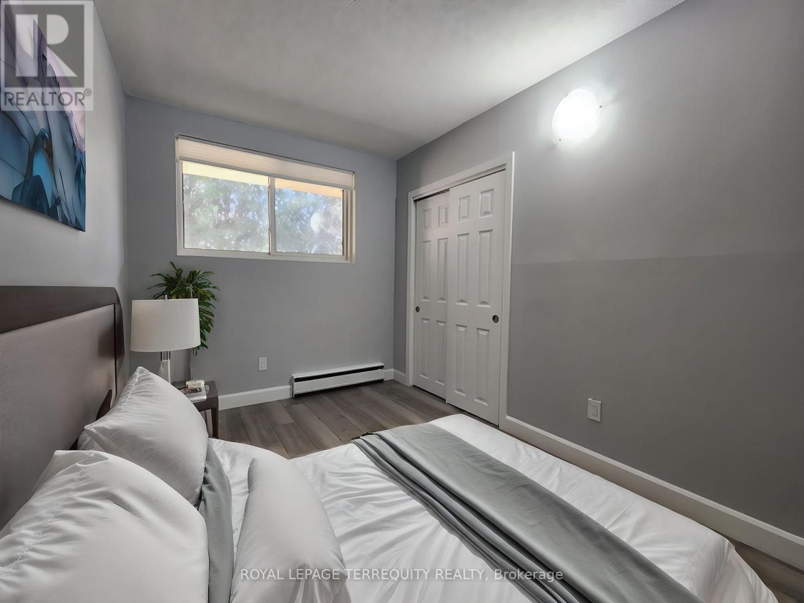 1 - 207 Trent Street E, Whitby, Ontario  L1N 1L7 - Photo 18 - E12670112