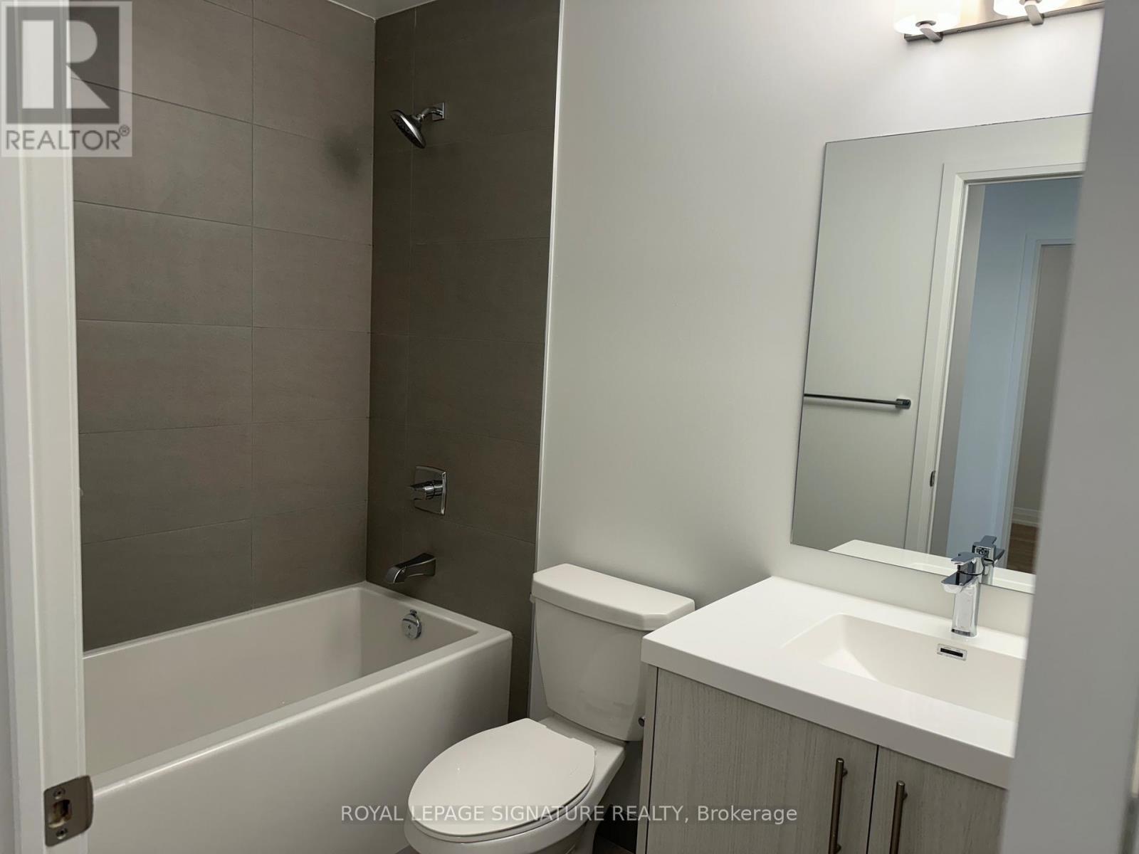1009 - 286 Main Street, Toronto, Ontario  M4C 0B3 - Photo 13 - E12670118