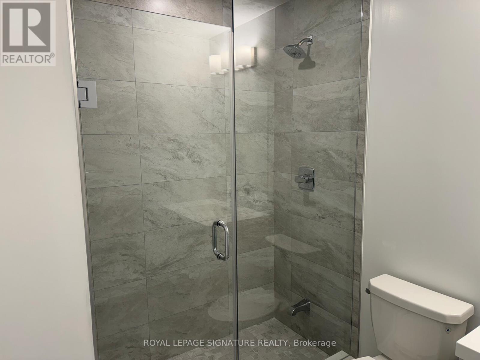 1009 - 286 Main Street, Toronto, Ontario  M4C 0B3 - Photo 17 - E12670118