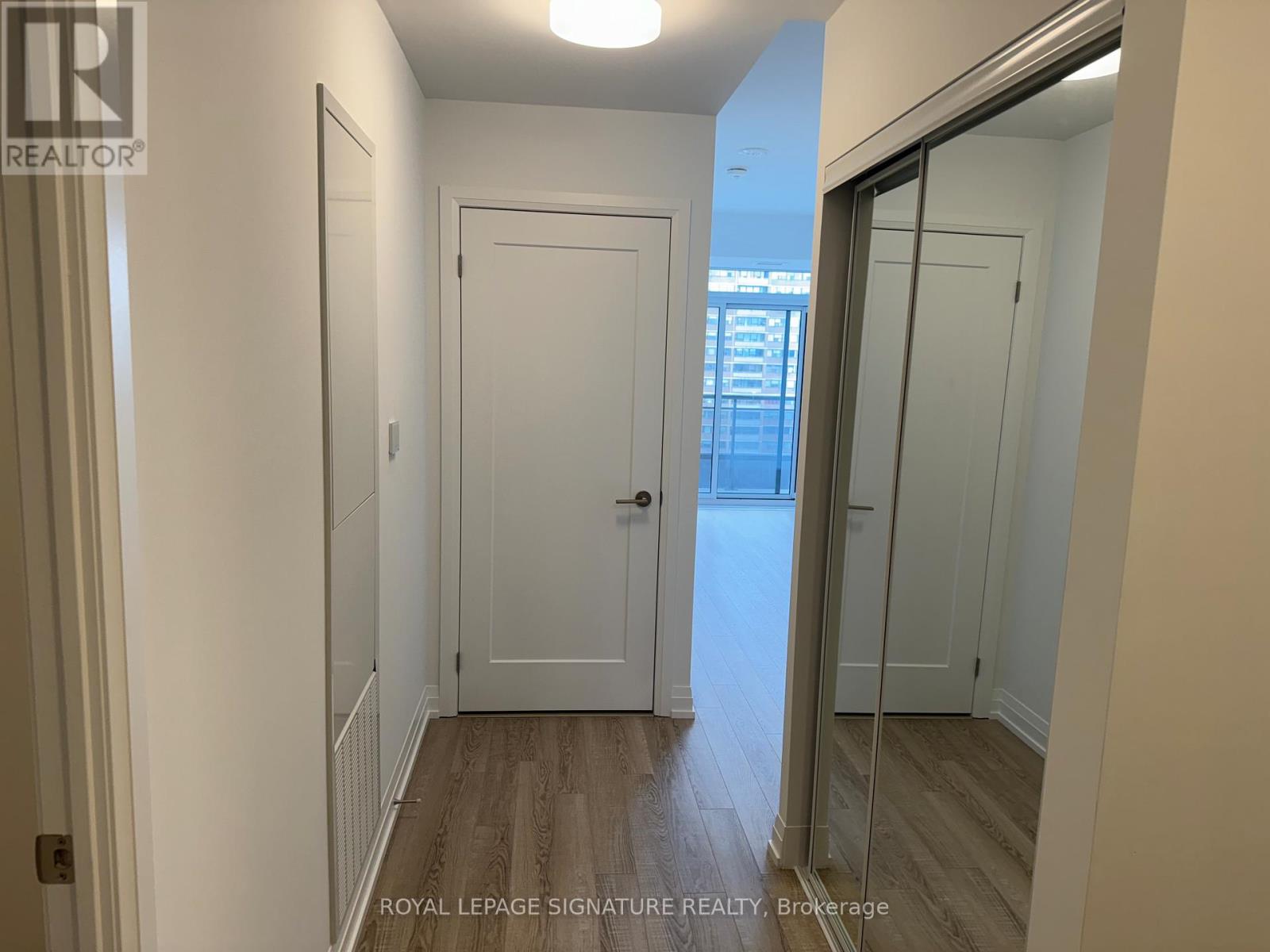 1009 - 286 Main Street, Toronto, Ontario  M4C 0B3 - Photo 4 - E12670118