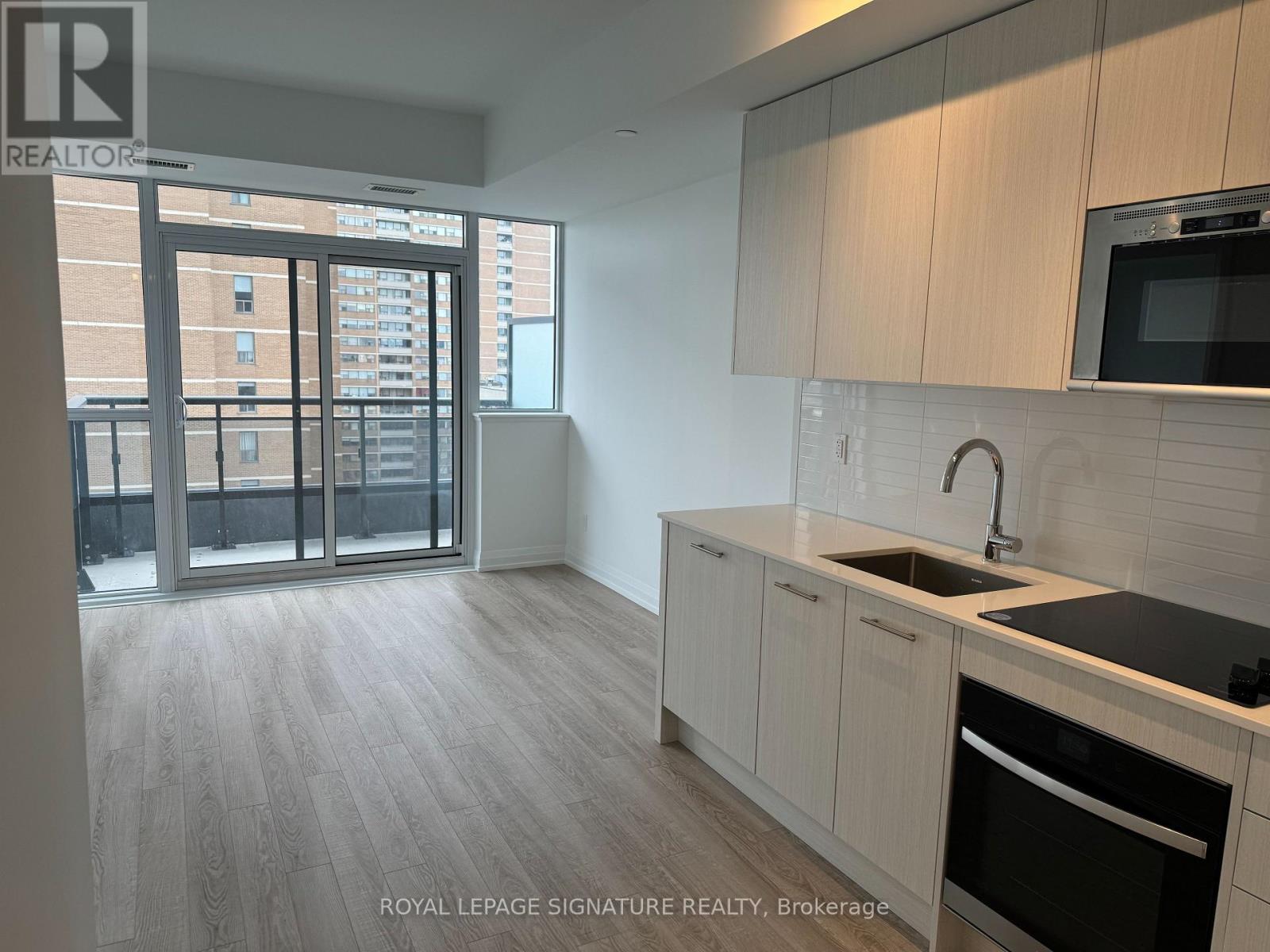 1009 - 286 Main Street, Toronto, Ontario  M4C 0B3 - Photo 5 - E12670118