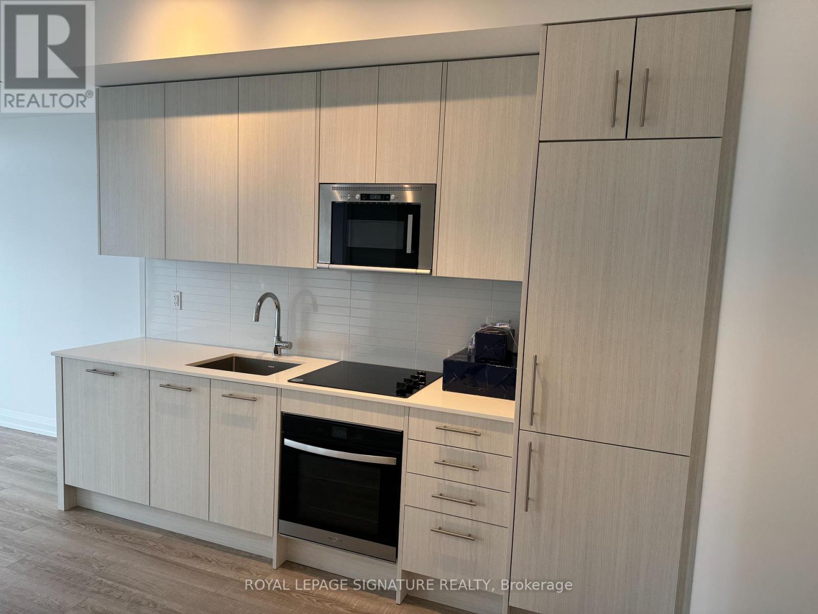 1009 - 286 Main Street, Toronto, Ontario  M4C 0B3 - Photo 6 - E12670118