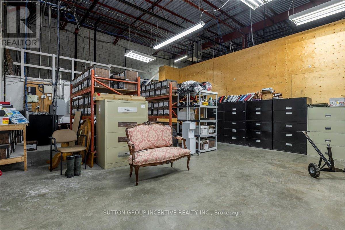 24 & 25 - 11 Patterson Road, Barrie, Ontario  L4N 7W5 - Photo 18 - S12670086