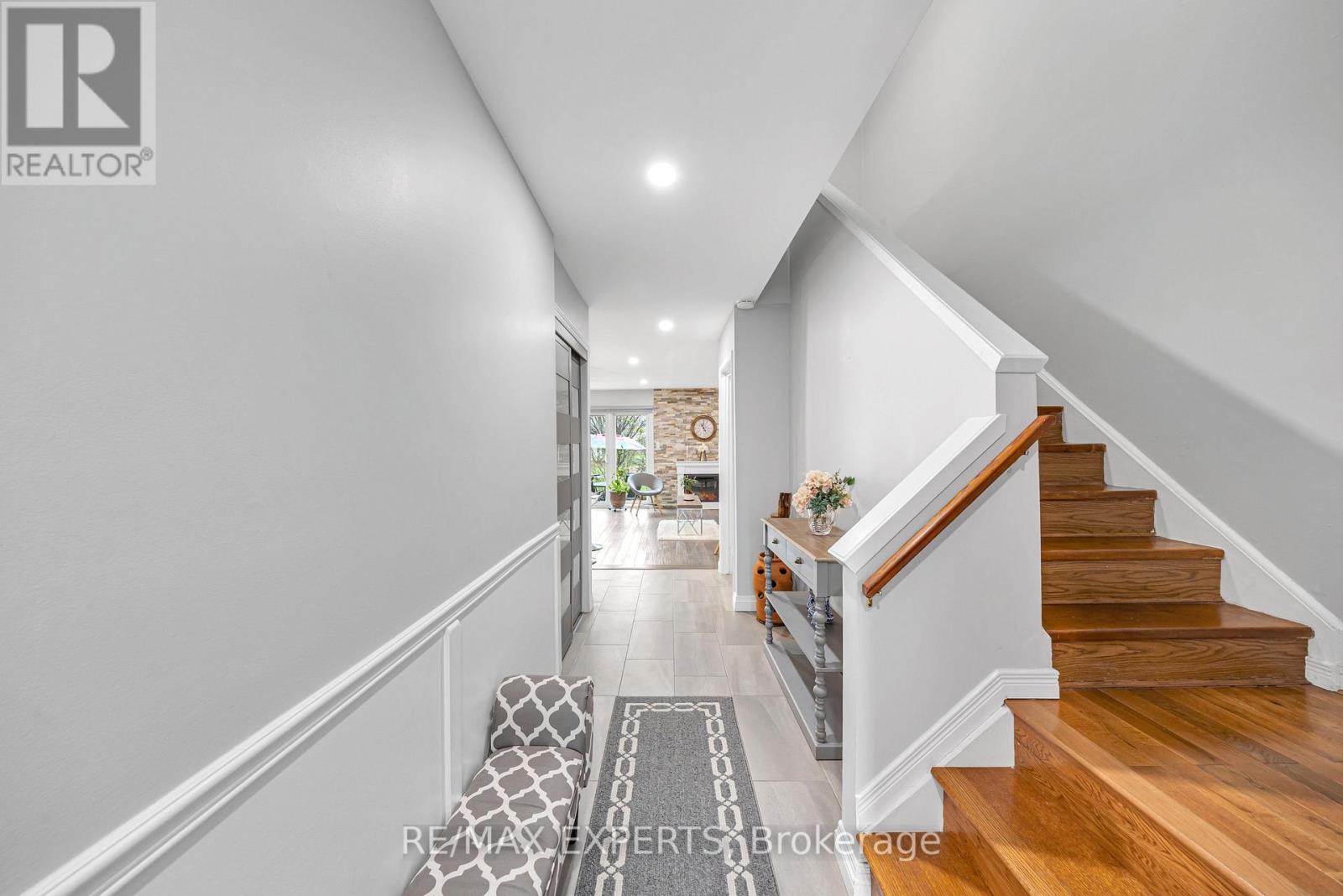 55 - 2676 Folkway Drive Nw, Mississauga, Ontario  L5L 2G5 - Photo 5 - W12486988