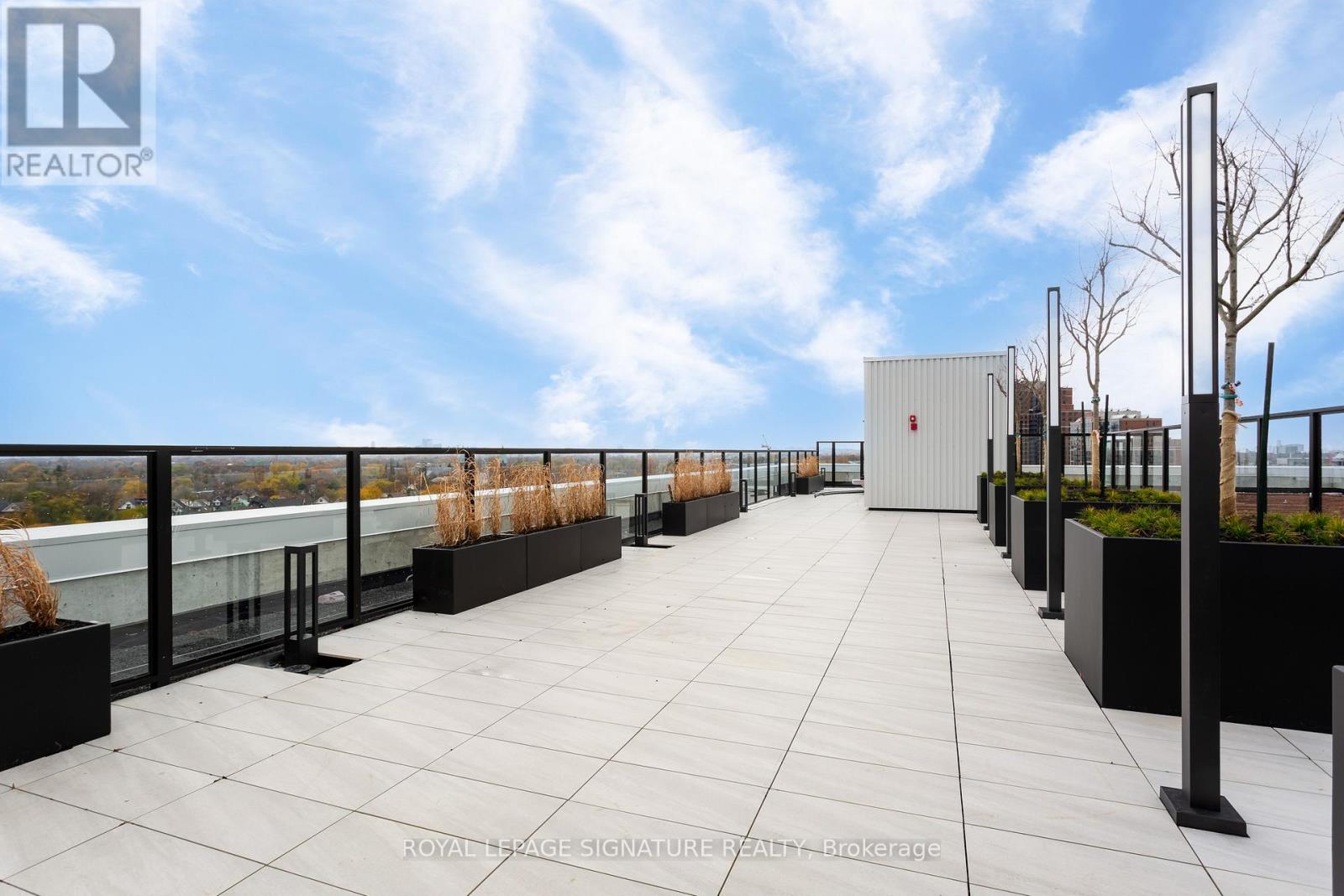 204 - 2720 Dundas Street W, Toronto, Ontario  M6P 1Y2 - Photo 10 - W12668732