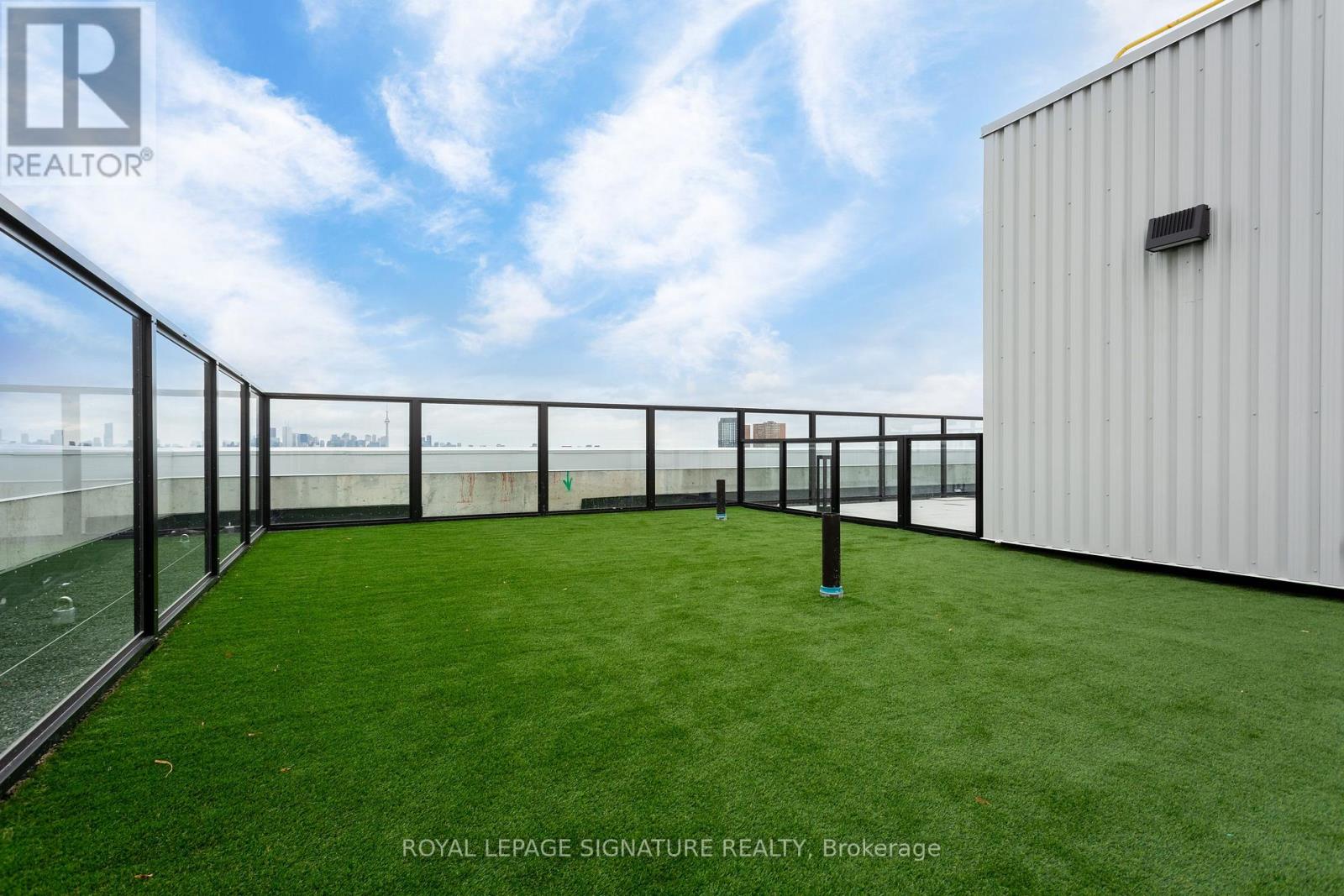 204 - 2720 Dundas Street W, Toronto, Ontario  M6P 1Y2 - Photo 14 - W12668732