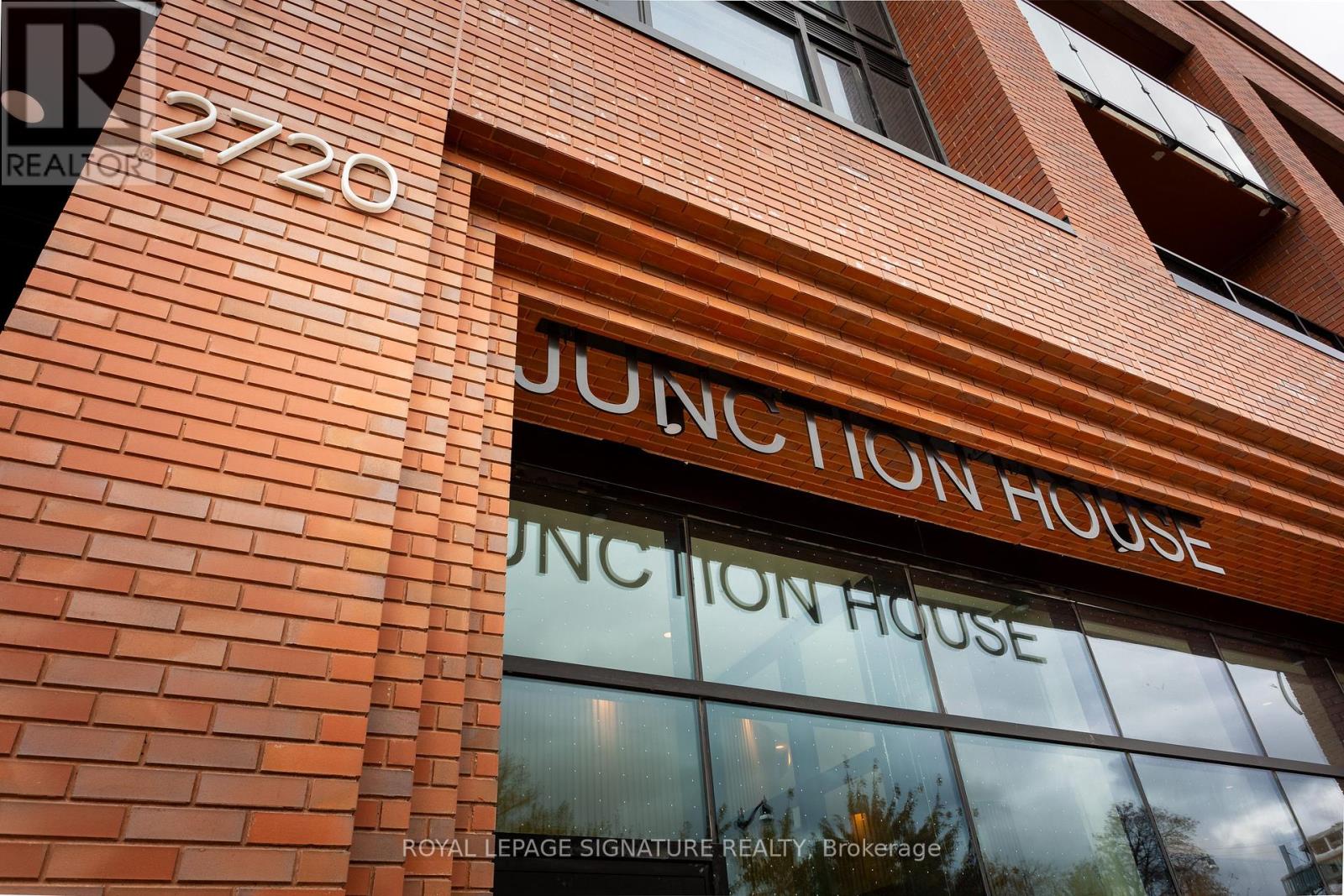 204 - 2720 Dundas Street W, Toronto, Ontario  M6P 1Y2 - Photo 19 - W12668732