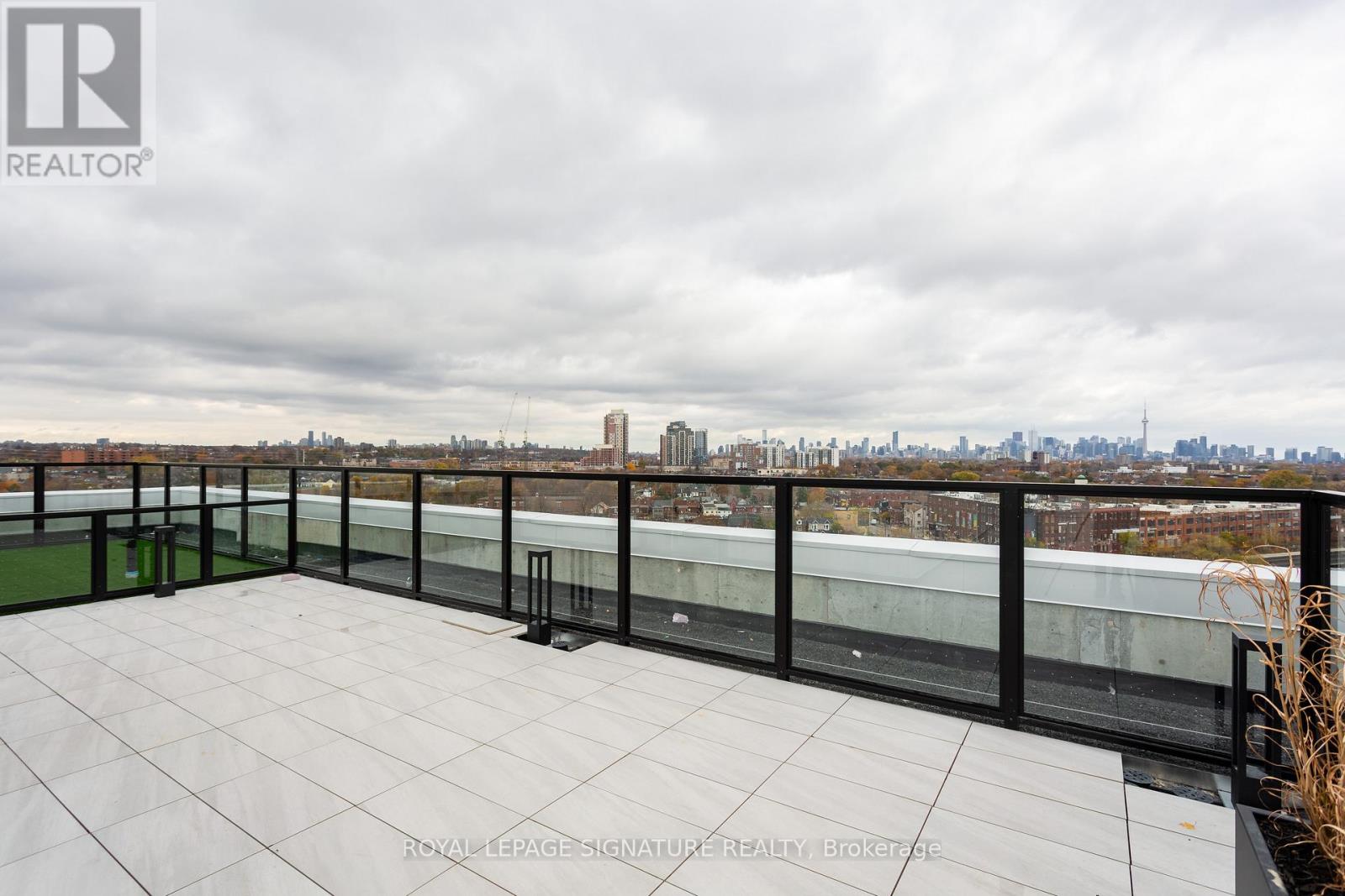 204 - 2720 Dundas Street W, Toronto, Ontario  M6P 1Y2 - Photo 13 - W12668732