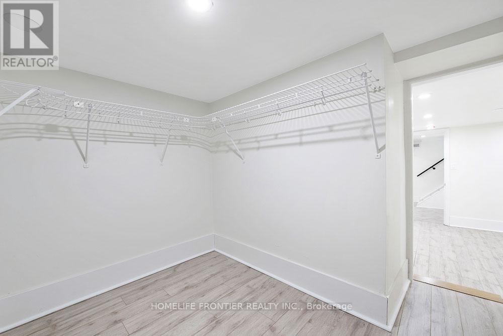 Lower #a - 46 Cowan Avenue, Toronto, Ontario  M6K 2N4 - Photo 20 - W12670084