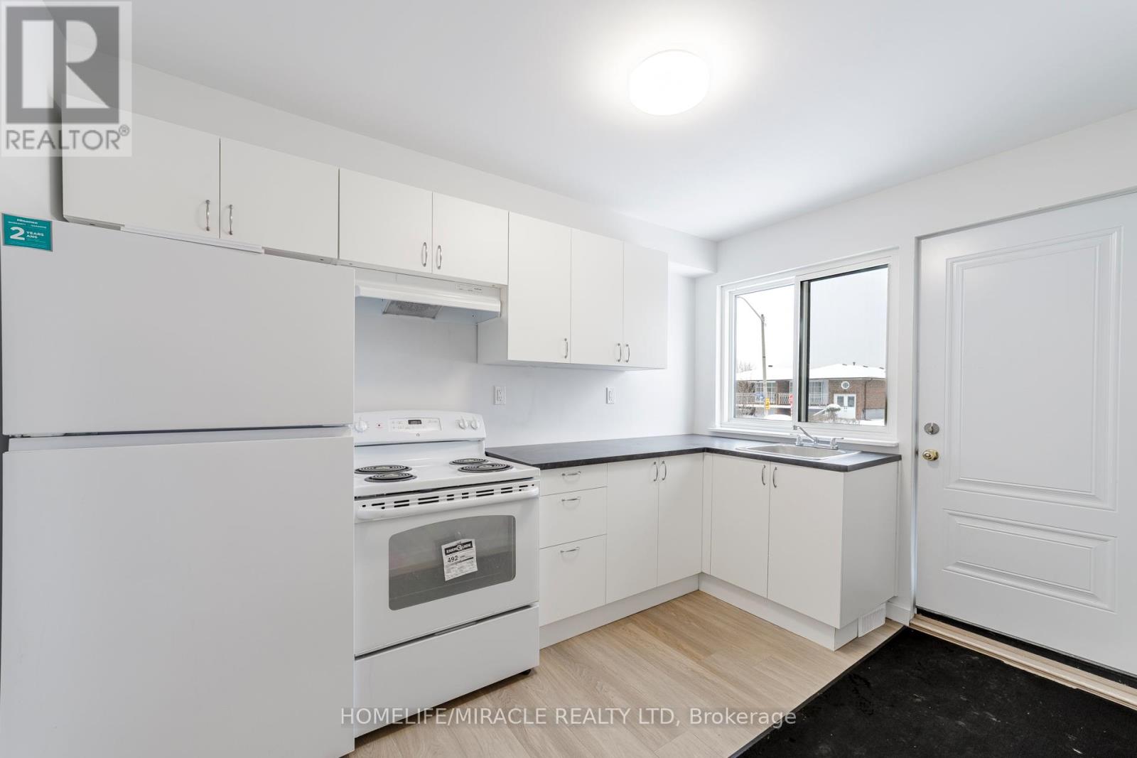 3309 Jolliffe Avenue, Mississauga, Ontario  L4T 1V6 - Photo 11 - W12670100