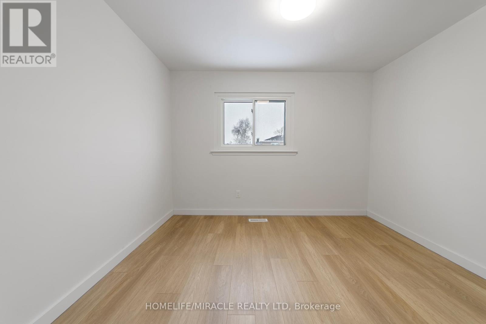 3309 Jolliffe Avenue, Mississauga, Ontario  L4T 1V6 - Photo 30 - W12670100